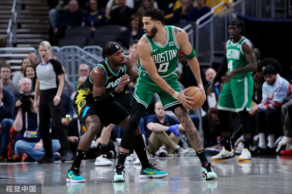 社交媒体上 社交媒体上